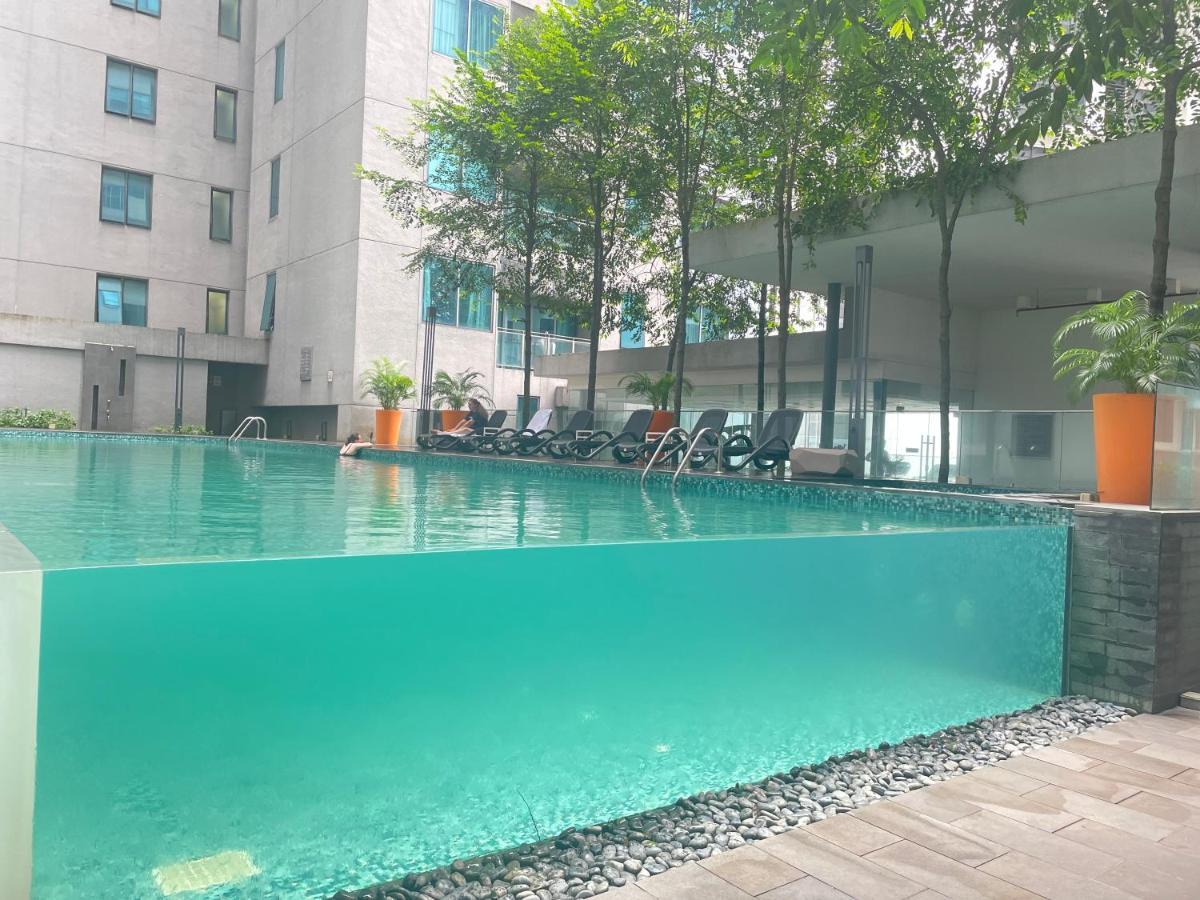 Mercu Summer Suite Klcc By Kuminshu 쿠알라룸푸르 외부 사진